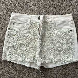 Boom boom embroidered shorts